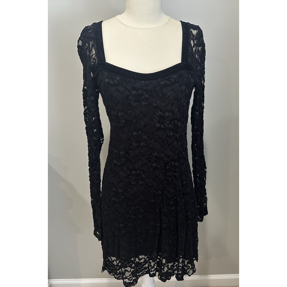 Free People Teen Witchy Whimsigoth Black‎ Lace Mini Dress Size Large